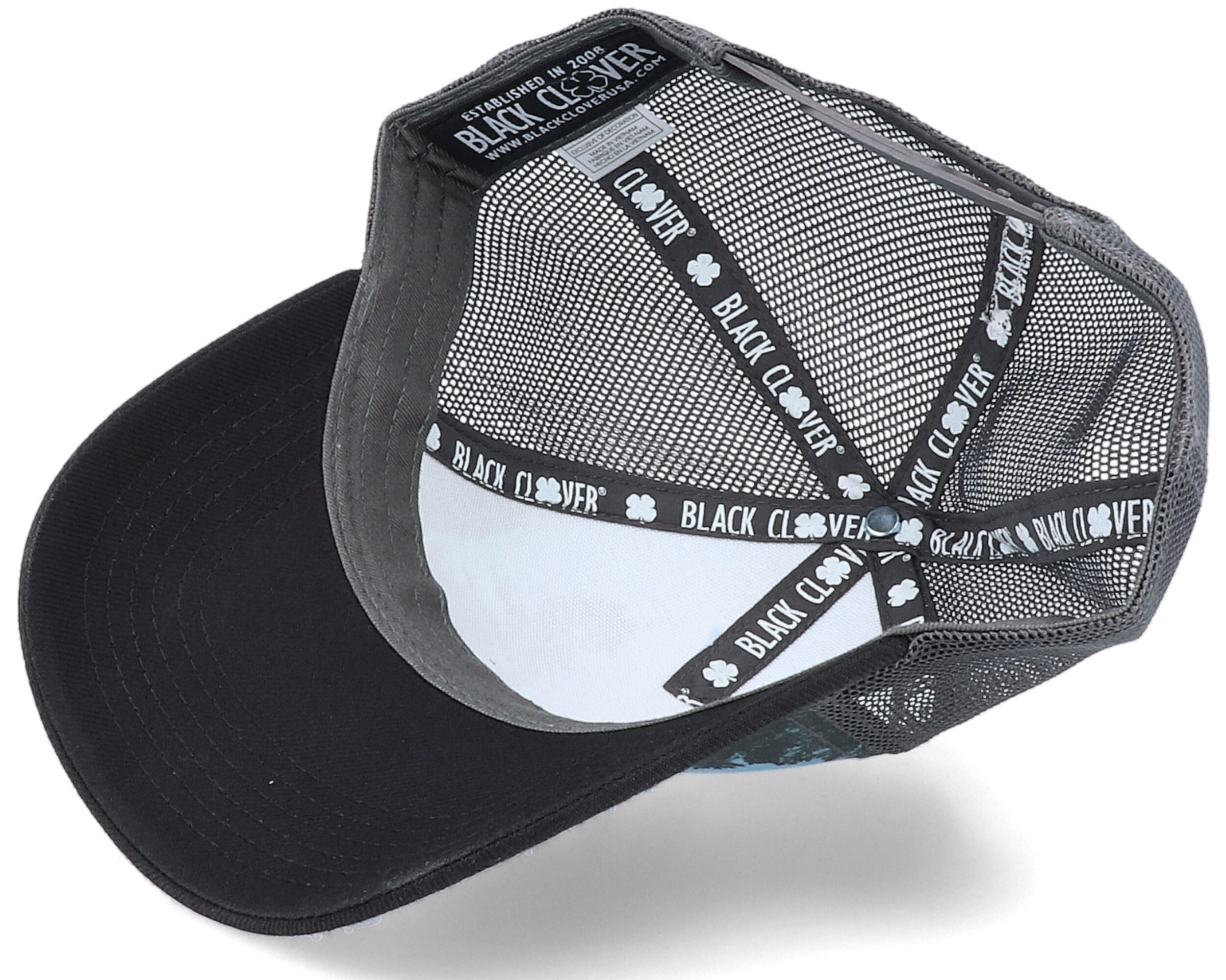 Skyline 6 Sublimation/Black Trucker - Black Clover caps | Hatstore.co.uk