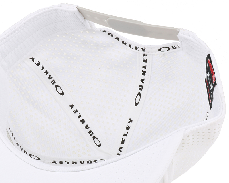 oakley cap white