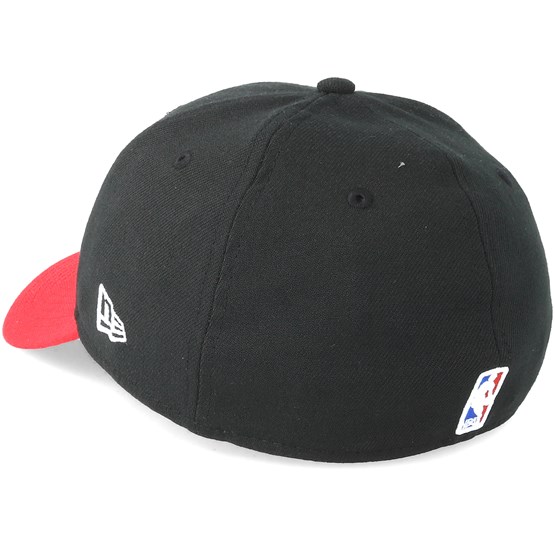39Thirty NBA Tip Off Bulls Pet by New Era - € 29,95