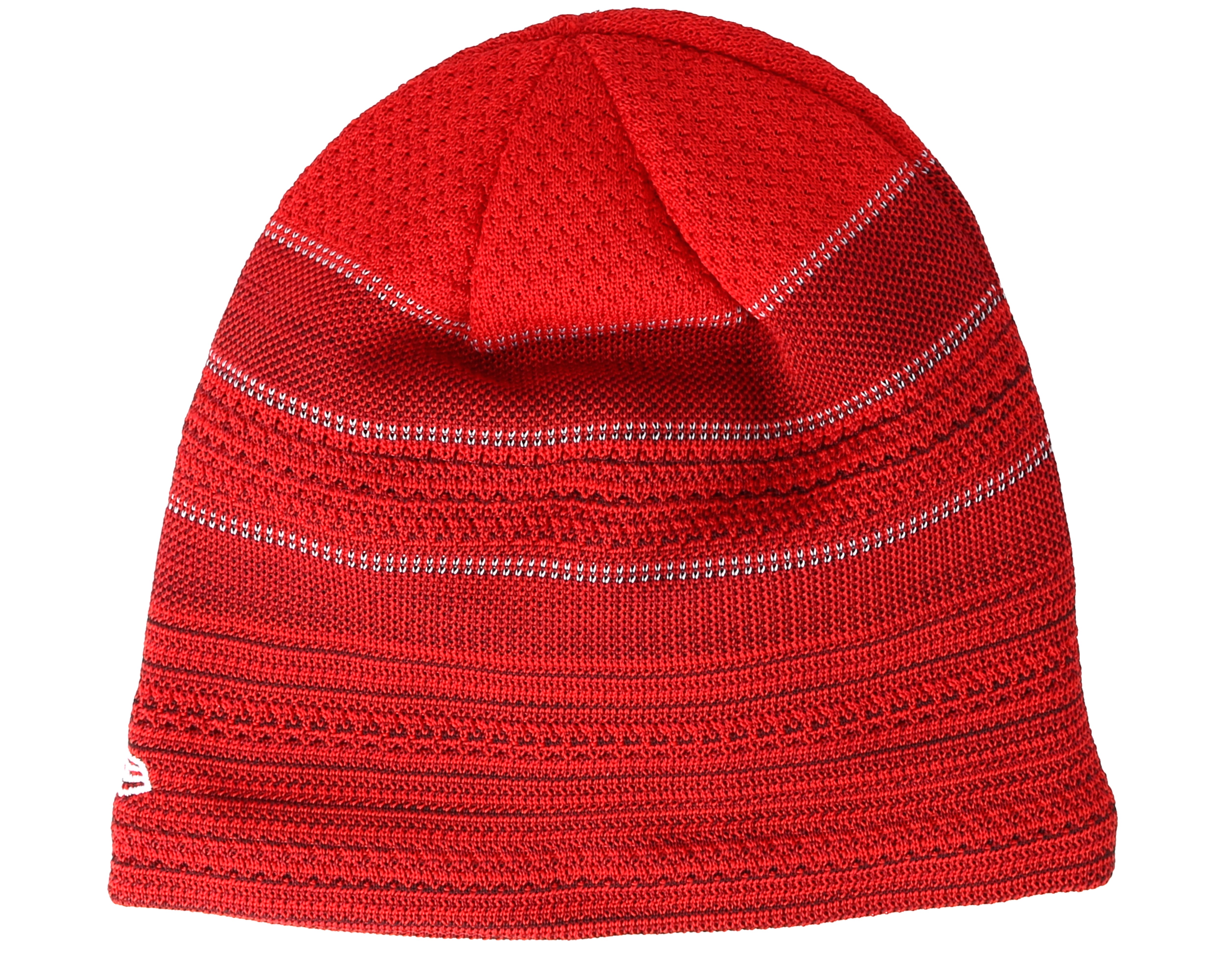 Manchester United Engineered Skull Knit Red Beanie - New ...