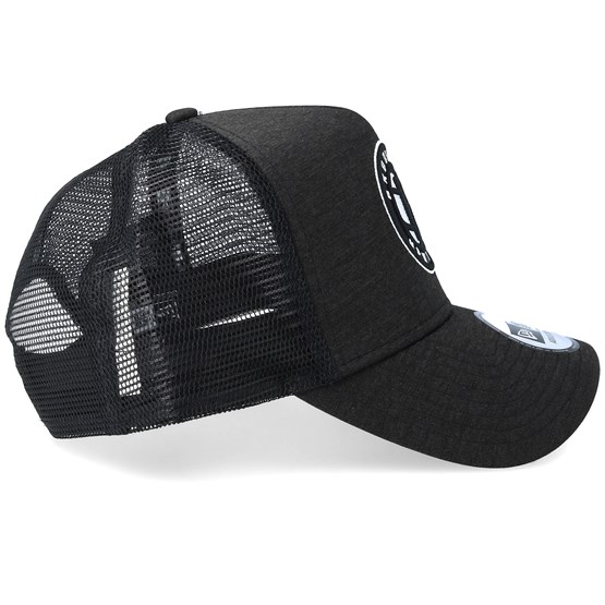 brooklyn nets trucker hat