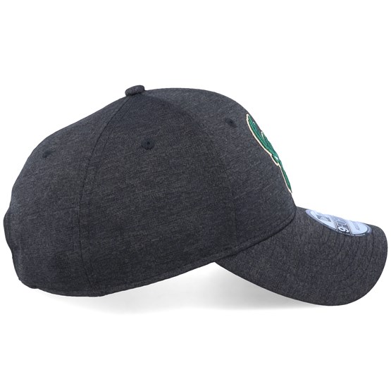 New Era 9Forty Cap SHADOW TECH Milwaukee Bucks schwarz