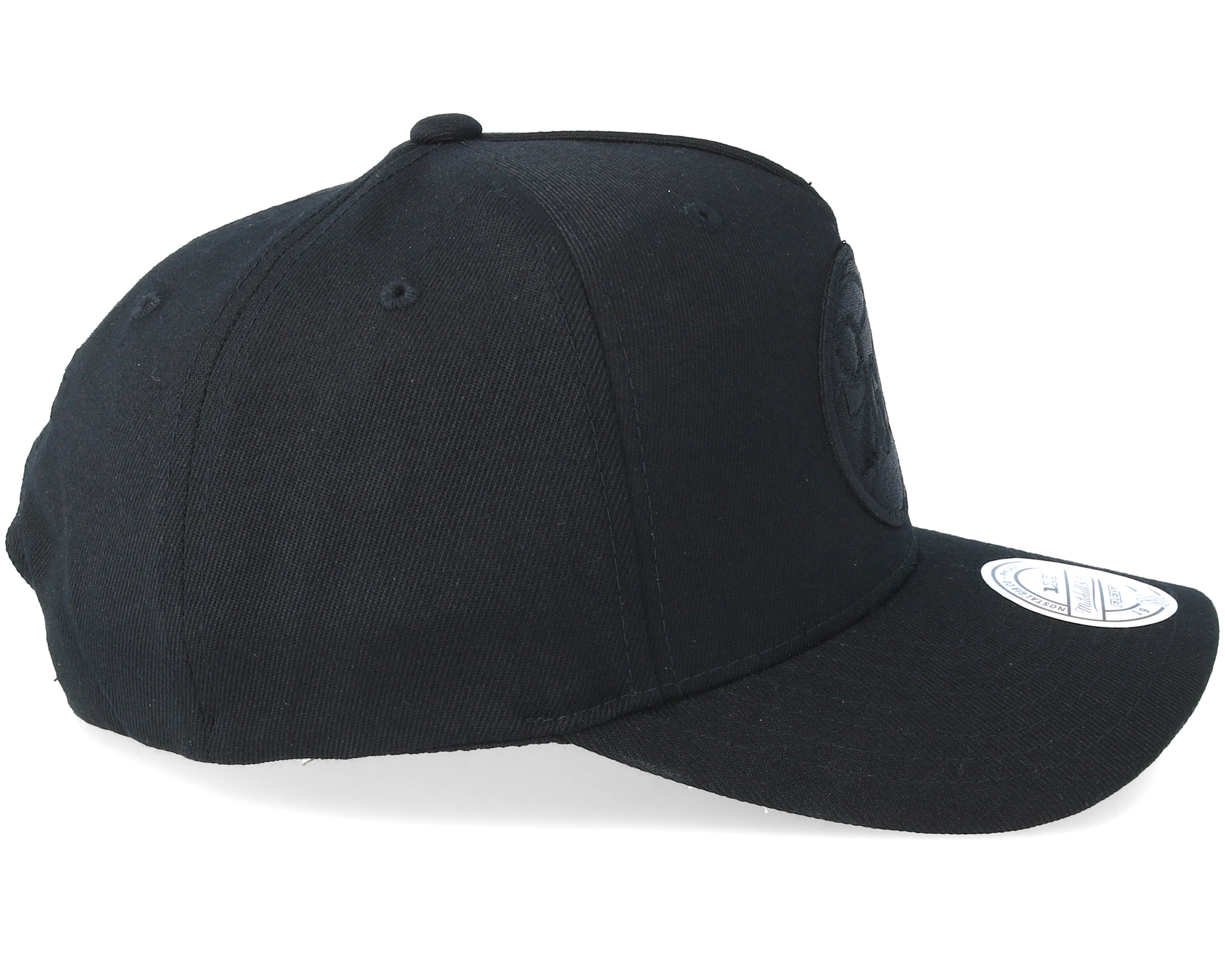 Philadelphia 76ers Outline Logo Black 110 Adjustable - Mitchell & Ness caps | Hatstore.co.uk