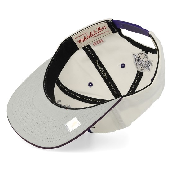 La Lakers Dunk White Purple Snapback Mitchell Ness Caps Hatstoreworld Com