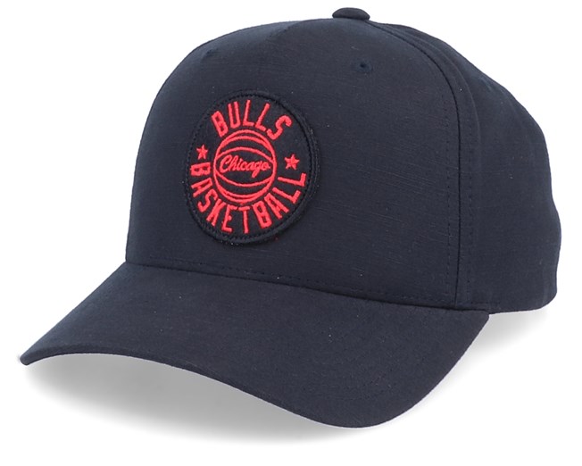 mitchell & ness chicago bulls cap