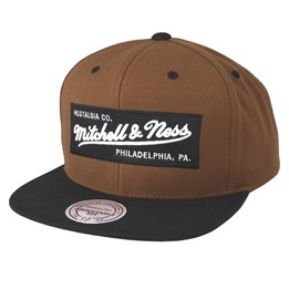 burgundy vans hat