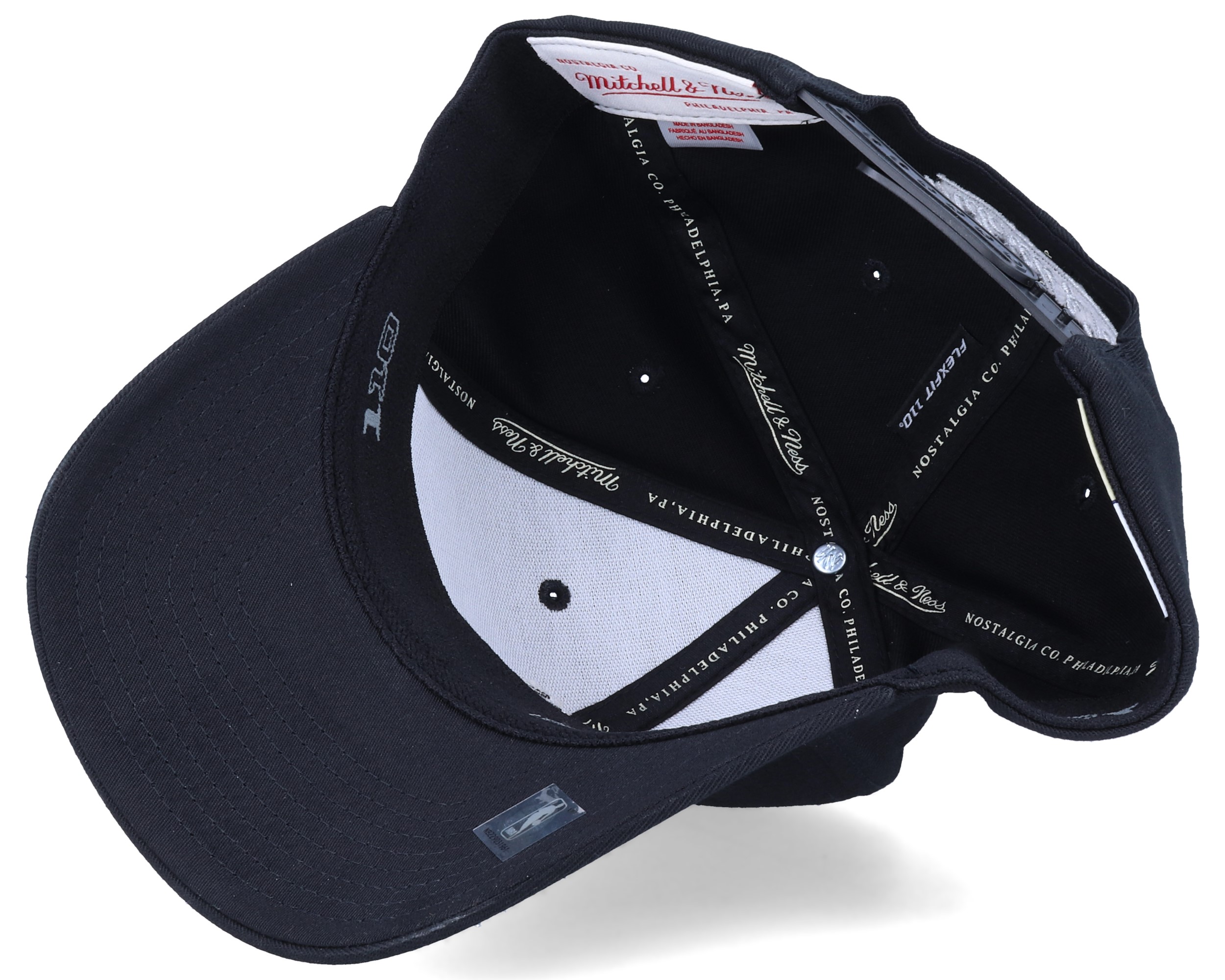 Milwaukee Bucks Logo Black & White 110 Adjustable ...