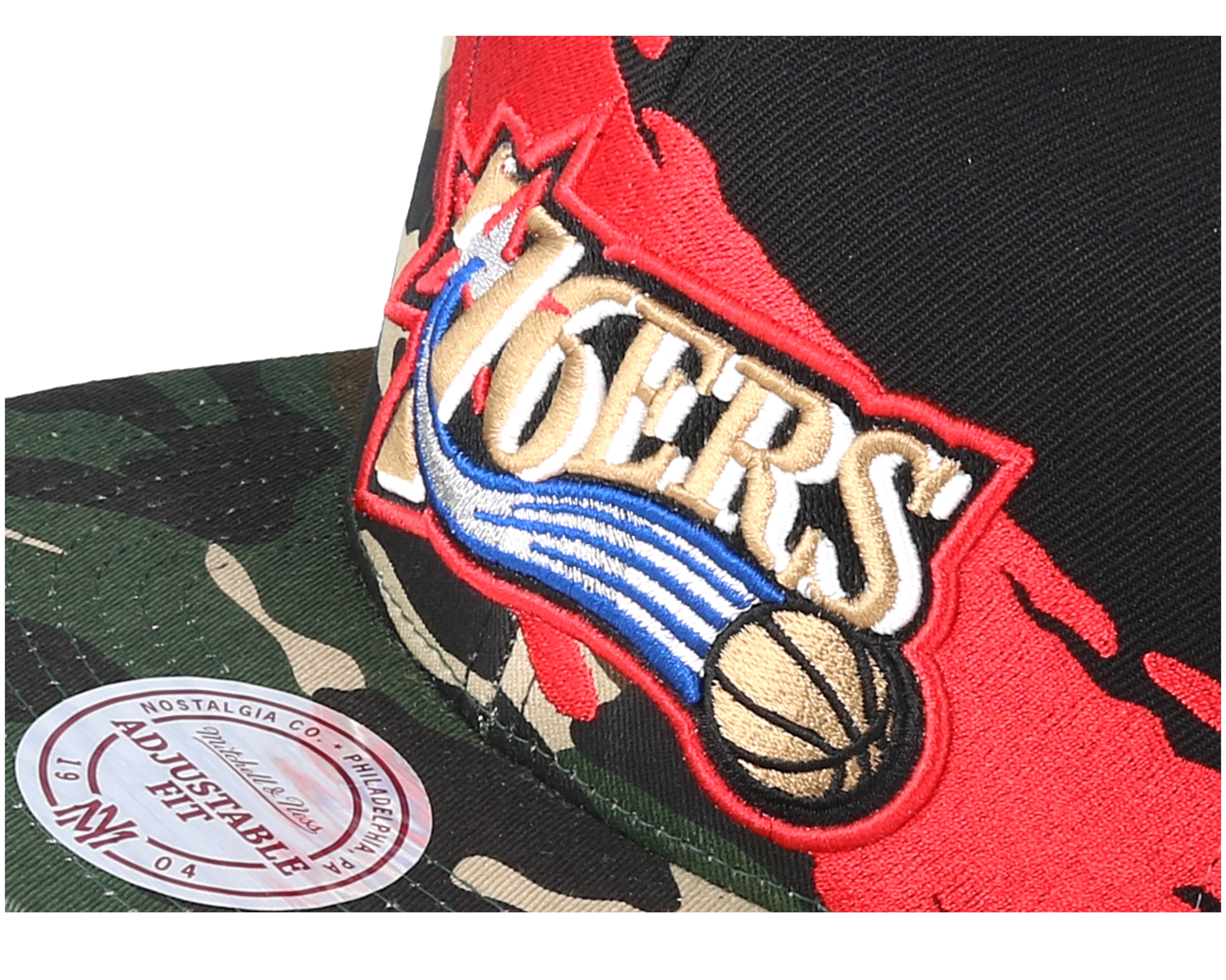 Philadelphia 76ers Paintbrush Camo Snapback - Mitchell & Ness caps ...