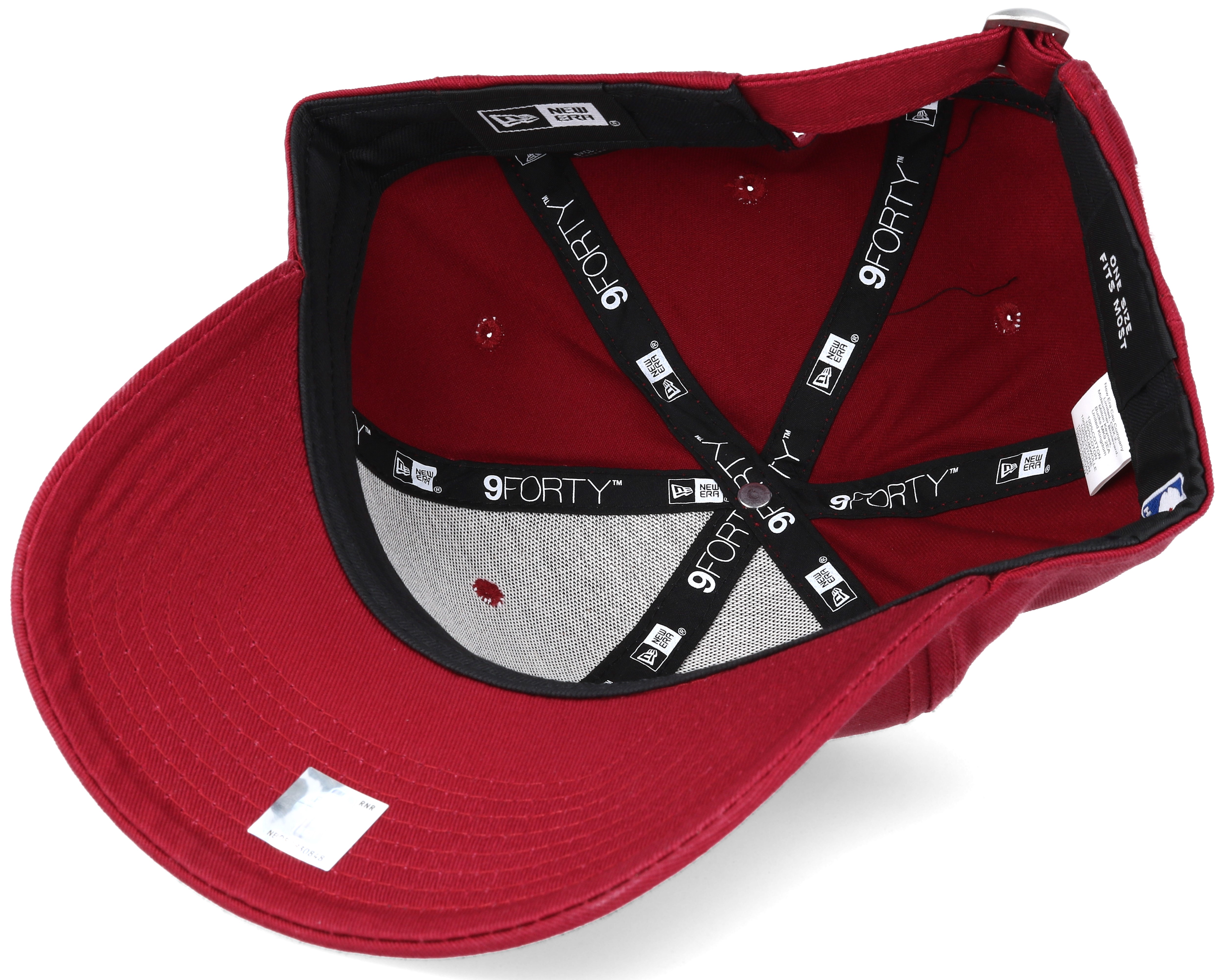 red cavs hat